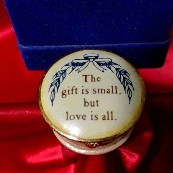 YOUTH DEW Accessories - The Gift is Small But Love Is All Solid Youth Dew Perfume NWT 🎁